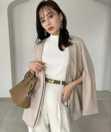 anuans 레이어드 칼라 슬릿 슬리브 자켓 베이지