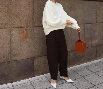 machatt 맨투맨 풀오버 아이보리