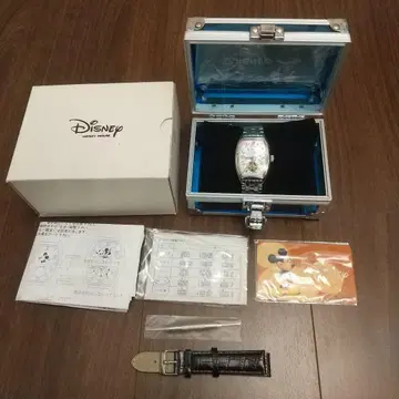 Disney 미키마우스 아날로그 손목시계 판타지 아워 화이트