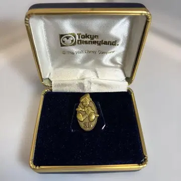 초레어 케이스 포함 디즈니 캐스트 근속 35년 기념 핀 배지 피노키오