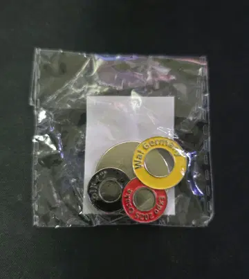 초레어 오사카 만박 스태프 핀 배지 WA! Germany 독일관 마그넷