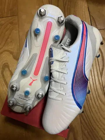 새상품 대특가 푸마 킹 얼티밋 MX SG 26.5cm