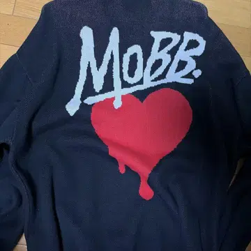 MOBB. 네이비 니트 후드티 하트