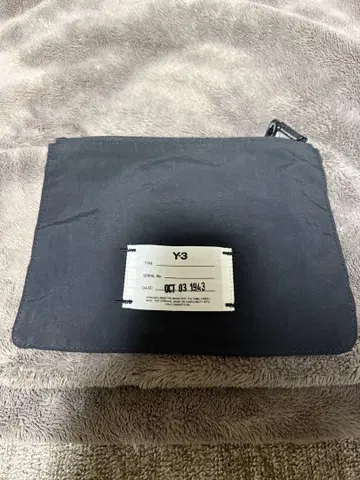 Y-3 블랙 지퍼 파우치