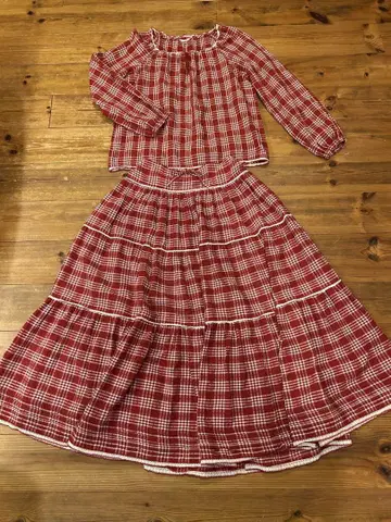 핑크하우스 체크 무늬 셋업 긴팔 스모크 & 캉캉 스커트