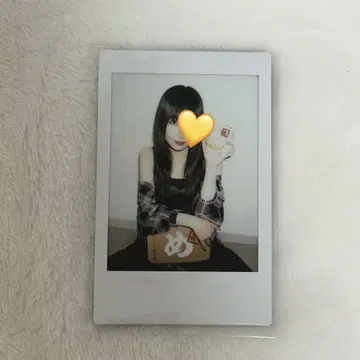 시마무라 우타 후쿠오카 런 폴라로이드