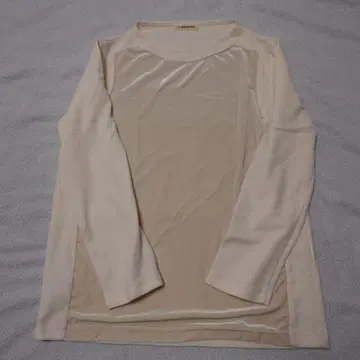 HOUSE COAT 벨벳 & 스무스 소재의 콤비네이션 상의