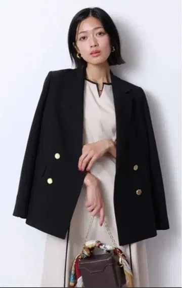 새상품 미사용 택 포함 JUSGLITTY 더블 버튼 테일러드 자켓