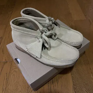 clarks originals wallabee maple