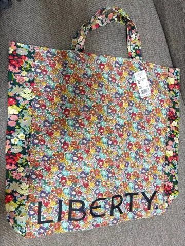 [택 포함 새상품] LIBERTY 토트백