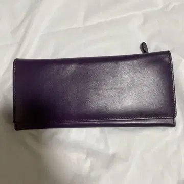 [ 미사용 새상품 ] BARNEYS NEWYORK 보라색 가죽 장지갑
