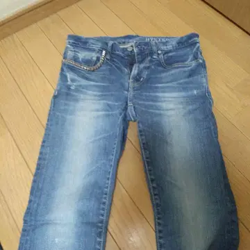 라이트 블루 스트레이트 데님