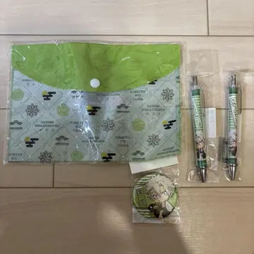 새상품 귀멸의 칼날 시나즈가와 사네미 플랫 파우치 볼펜 캔뱃지