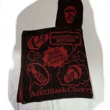 Acid Black Cherry FC 한정판 후드 부착 타월