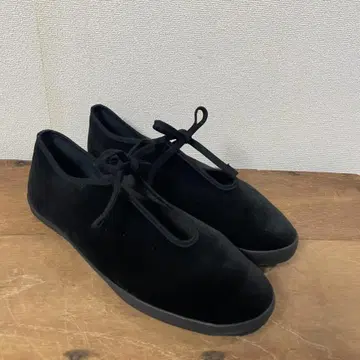 컨디션 최상 MOONSTAR 라이트 프리즘 벨벳 블랙 24cm