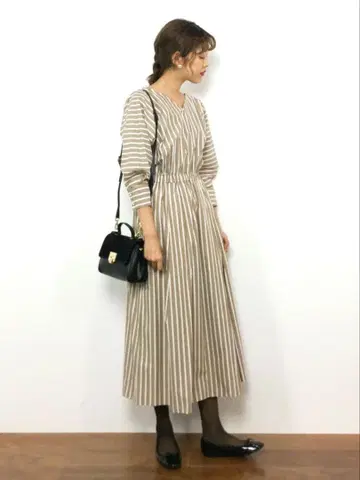 UNITED ARROWS 코튼 개더 V넥 돌먼 슬리브 원피스