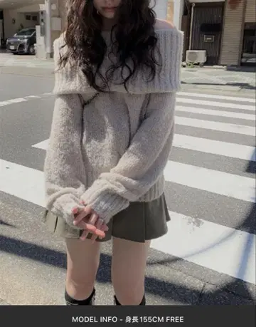 anyonemore 오프숄더 부클레 샤기 니트 한국