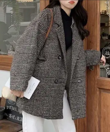 체크 무늬 더블 하프 코트 / 안감 퀼팅 숏 테일러 코트