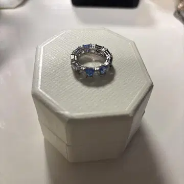 스와로브스키 SWAROVSKI Matrix 반지