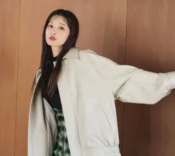 LILY BROWN 가죽 자켓 라이트 베이지