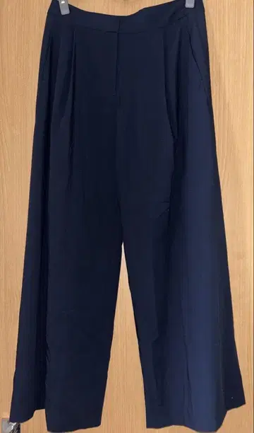 ZARA 네이비 슬랙스