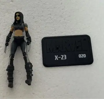마블 유니버스 X-23 피규어