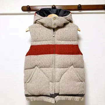 White Mountaineering 다운 베스트 케이블 니트