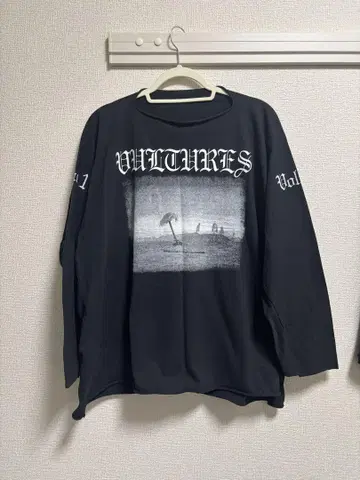 YZY VULTURES 롱티 Kanye west