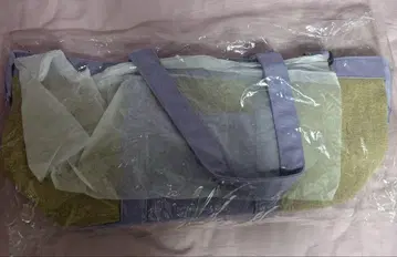 [미사용 새상품] 우타프리 2층 토트백 Delicious&Tasty 아이