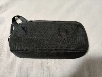 Aer Slim Pouch