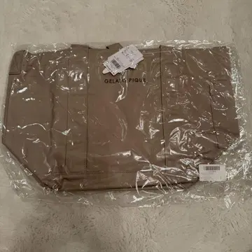 새상품 GELATO PIQUE 베이지 마더백 F 사이즈