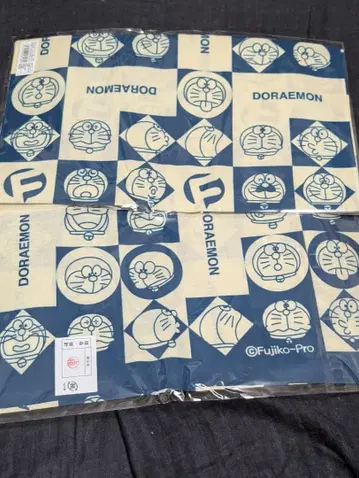 수건 도라에몽 전단지 패턴 후지코 F 후지오 뮤지엄 한정판