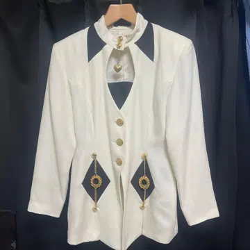 SEKURGE 테일러드 자켓 화이트/블랙