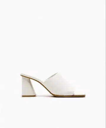 ZARA 샌들 화이트 36(23.4cm)