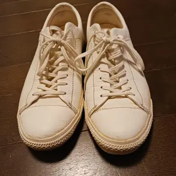 CONVERSE 화이트 가죽 스니커즈 PC 로우컷