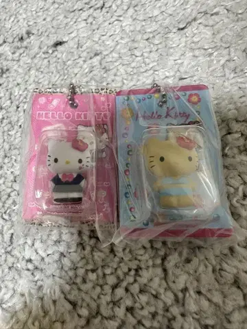 HELLO KITTY 패키지 미니어처 컬렉션 2개 세트