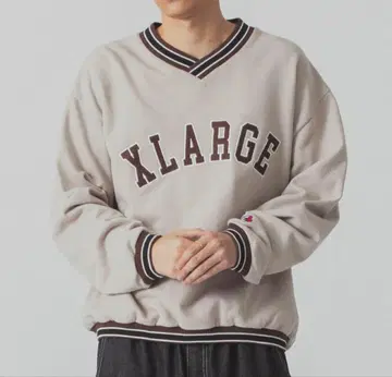 XLARGE 트레이닝복