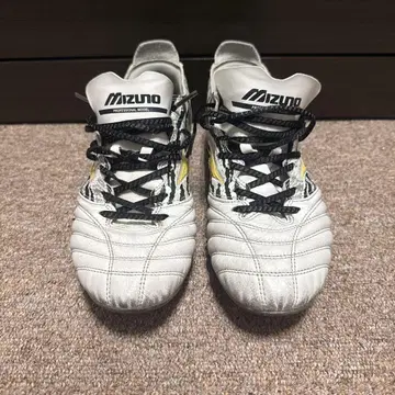 미즈노 모렐리아 네오 축구화