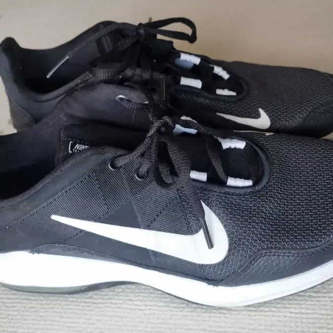 Nike sneakers black men's size 265