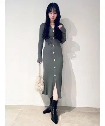 LILY BROWN 프론트 버튼 리브 니트 원피스 GRN