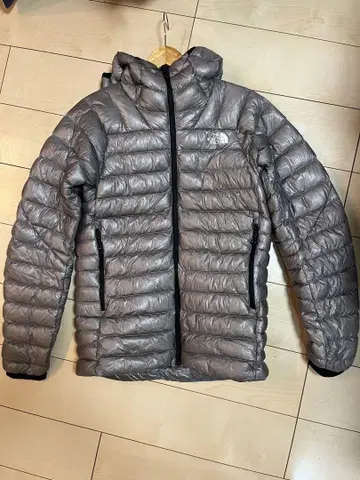 THE NORTH FACE SUMMIT SERIES 다운 자켓 M