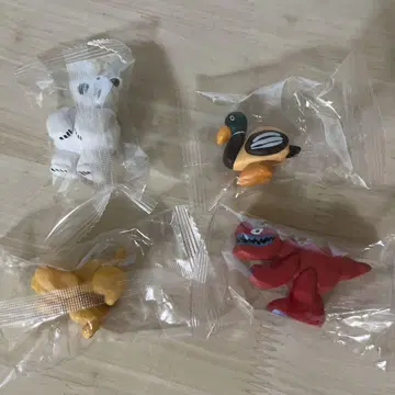 다이스케 콘도 캡슐 토이 피규어 4종