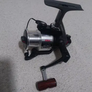 Daiwa SS 750 스피닝 릴 컨디션 최상