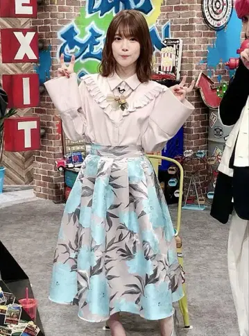 우치다 마아야 착용 FURFUR 수플레 프릴 셔츠
