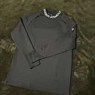 UNDER ARMOUR 언더아머 블랙 긴팔 셔츠 L/GG
