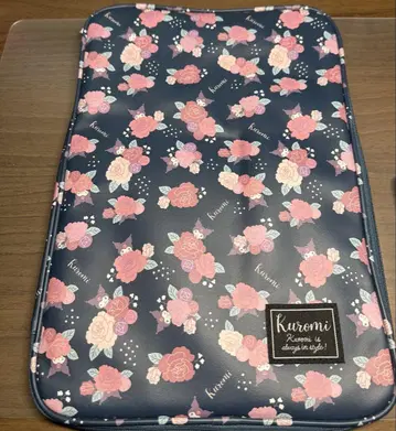 컨디션 최상 레어 Sanrio 쿠로미 다기능 태블릿 파우치