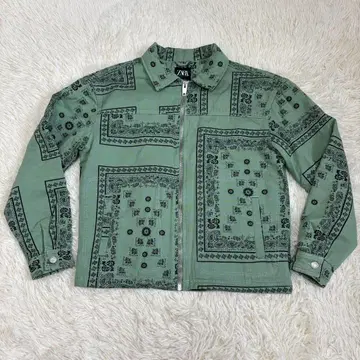 ZARA 충전솜 퀼팅 자켓 반다나 페이즐리 무늬 L 사이즈
