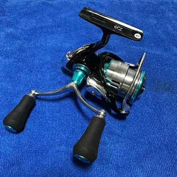 다이와 에메랄다스 LT2500S-H-DH