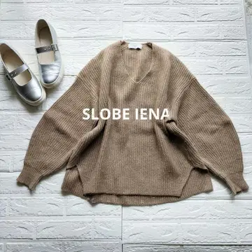 [슬로브 이에나] [SLOBE IENA] 베이지 니트 스웨터