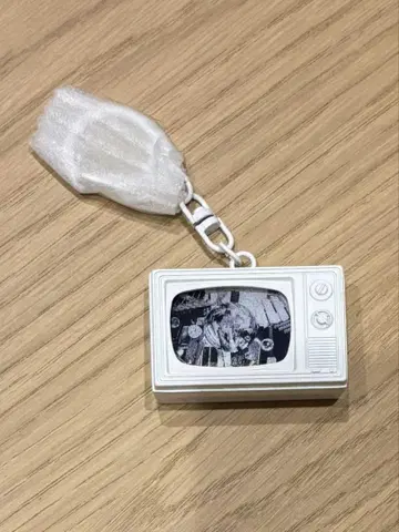 [ 미사용 ] Mrs. GREEN APPLE 화이트 라운지 키링
